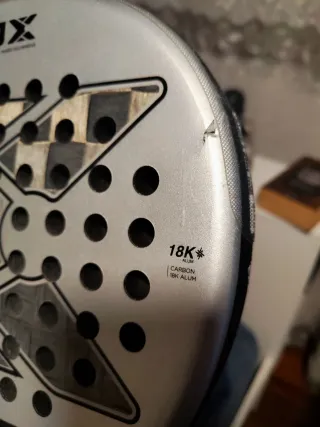 Pala de pádel NOX AT10 Genius 18K