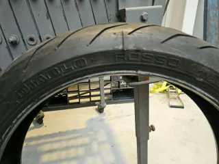 Neumático Pirelli Diablo Rosso Delantero