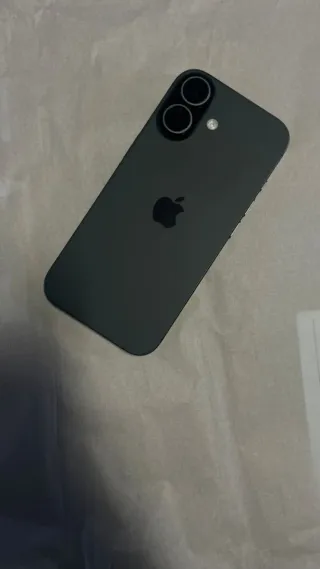 iPhone 17 Space Gray