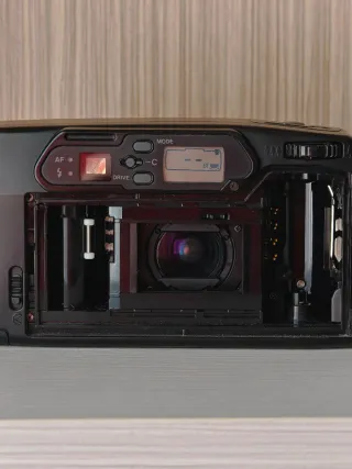 Pentax Zoom 90 - Cámara Analógica Compacta