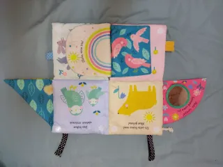 Panel de tela convertible en libro para bebé