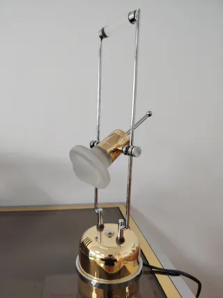 Lámpara Halógena Vintage Dorada