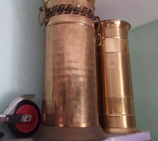 Paragüeros de latón