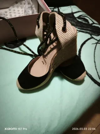 Zapatos Mysoft Beige y Negro