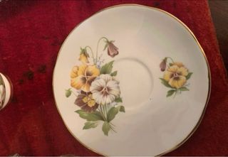 Taza de porcelana inglesa