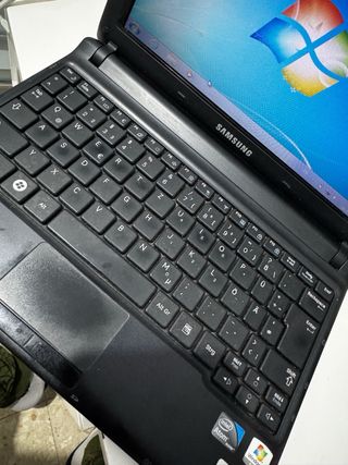 Samsung NC10 Plus Portátil Negro/Rojo