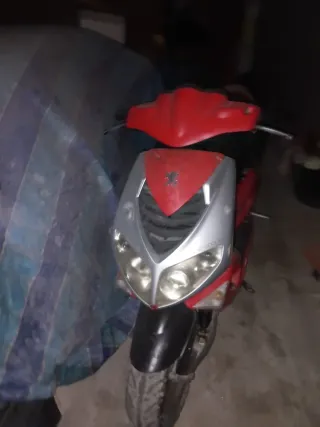 vendo Moto Peugeot de 50 CC como nueva