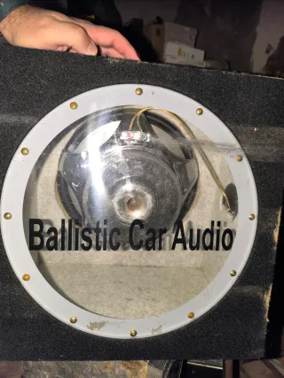 Subwoofer para coche