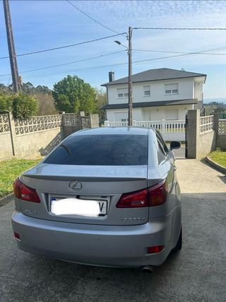 Lexus IS 220d 2005