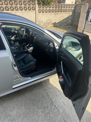 Lexus IS 220d 2005