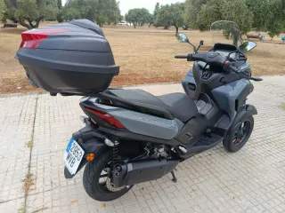 Yamaha Tricity 300