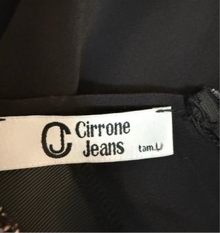 Túnica/Blusa Cirrone Jeans Preta Estampada