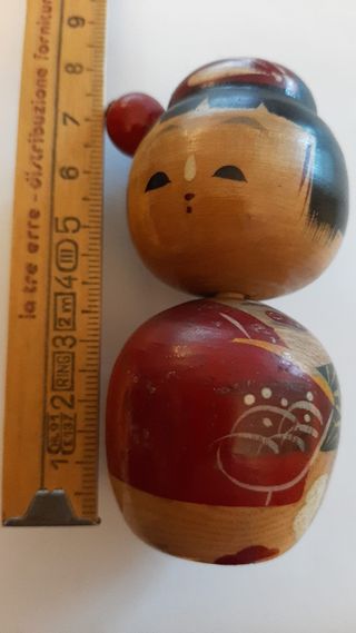Bambola Kokeshi vintage legno dipinta