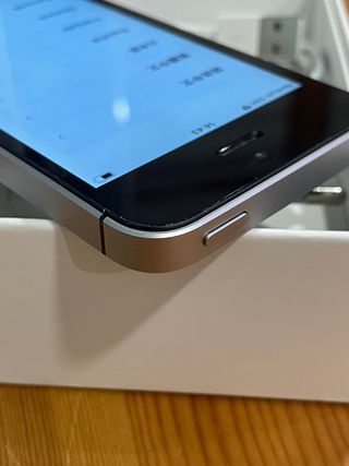 iPhone SE 1ª Ger. 32 GB Prata