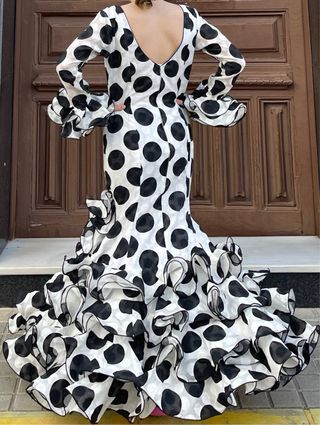 Traje de Flamenca Lunares Blanco y Negro T. 38/40