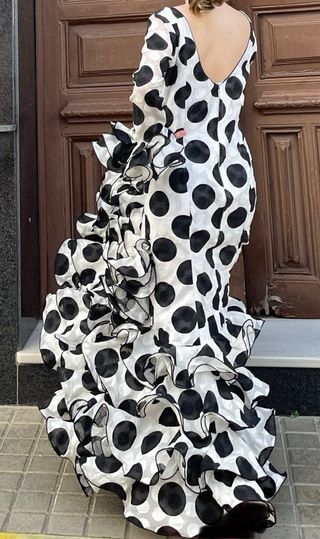 Traje de Flamenca Lunares Blanco y Negro T. 38/40