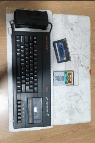 ZX Spectrum +2 128K Sinclair (Gris) + Fuente