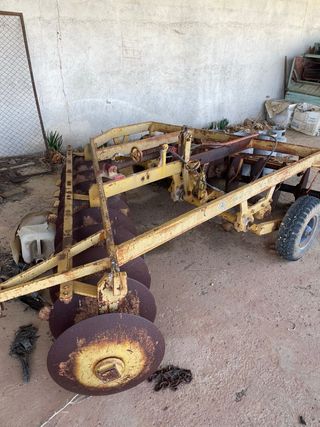 Arado de discos agrícola