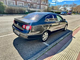 Volkswagen Passat 2005