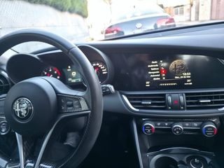 Alfa Romeo Giulia 2017
