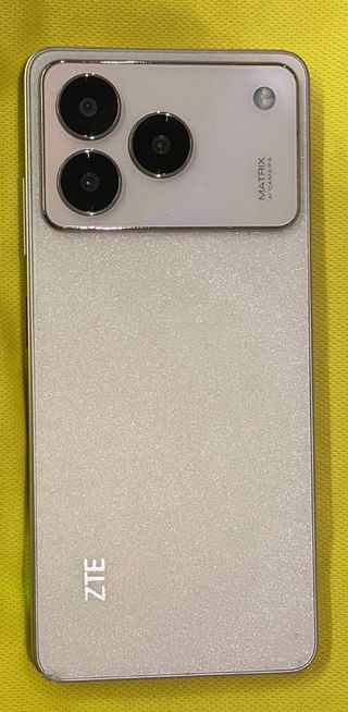 Samsung Galaxy A16 5G 128GB/ZTE BLADE a56 PRO