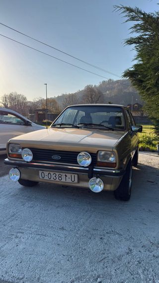 Ford Fiesta 1.1 GHIA año 1980