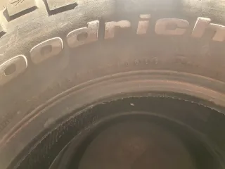 2 ruedas BFGoodrich Mud Terrain 31x10.5 R15