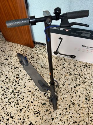 Patinete Eléctrico Xiaomi Mi Scooter 3