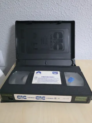 Cementerio Viviente VHS Edición Videoclub