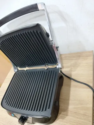 Plancha Eléctrica 1500W