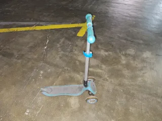 Patinete 3 ruedas Globber con luz