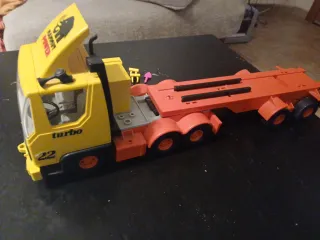 Camión Mamut Power 3141 con remolque