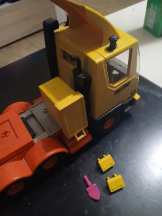 Camión Mamut Power 3141 con remolque