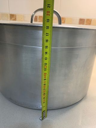 Olla de aluminio grande 15 L con tapa