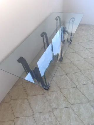 Mesa centro hierro forjado y vidrio
