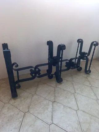 Mesa centro hierro forjado y vidrio