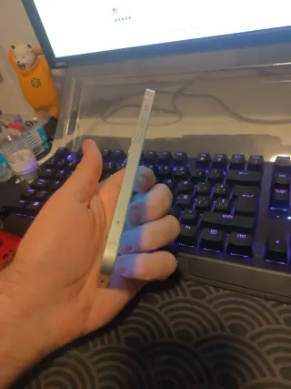 iPhone 12 en perfecto estado