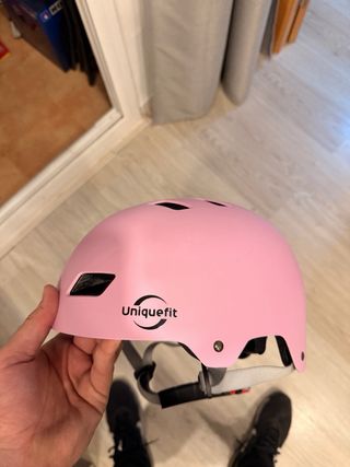 Casco rosa para patinete