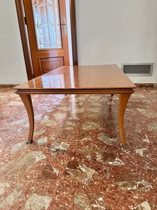 Mesa de centro madera diseño clásico