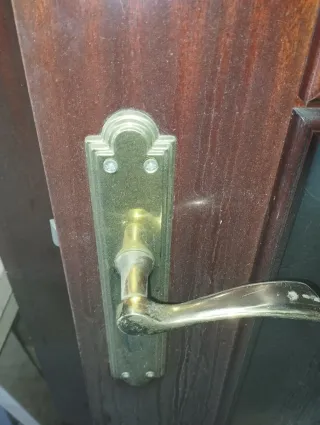 Puertas de madera con cristal