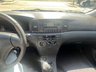Toyota Corolla 2003