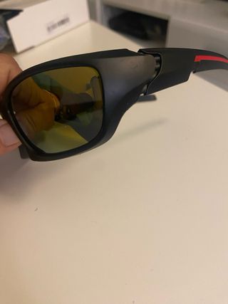 Gafas de sol deportivas son dos las que tengo c/u