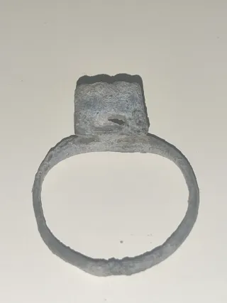 Anillo Llave Romano