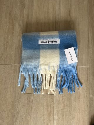 Bufanda Acne Studios cuadros azul y blanco