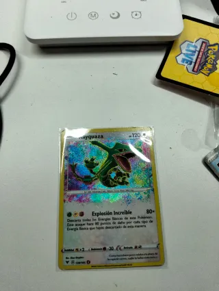Carta Pokémon Rayquaza perfecto estado