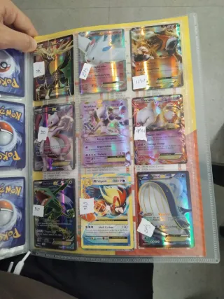 Cartas Pokémon en perfecto estado