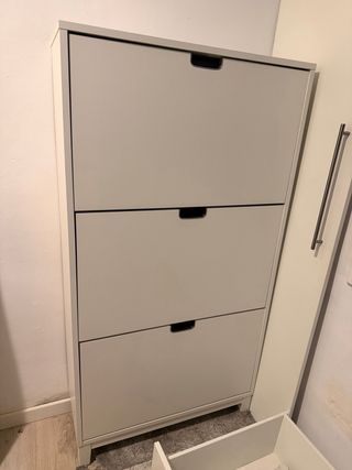 Zapatero 3 baldas blanco y gris