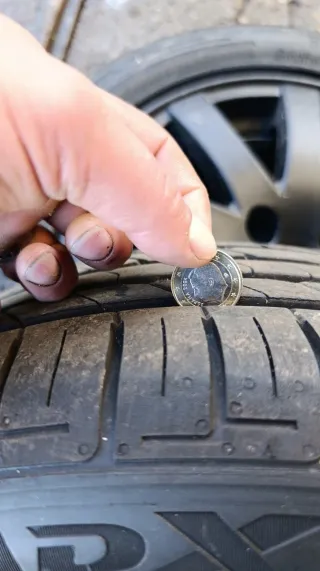 Llantas 4x100 R15 Negras.