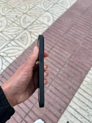 iPhone 12 Pro Max 128GB + AirPods