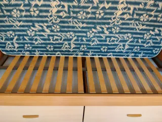 Cama nido con estampado floral